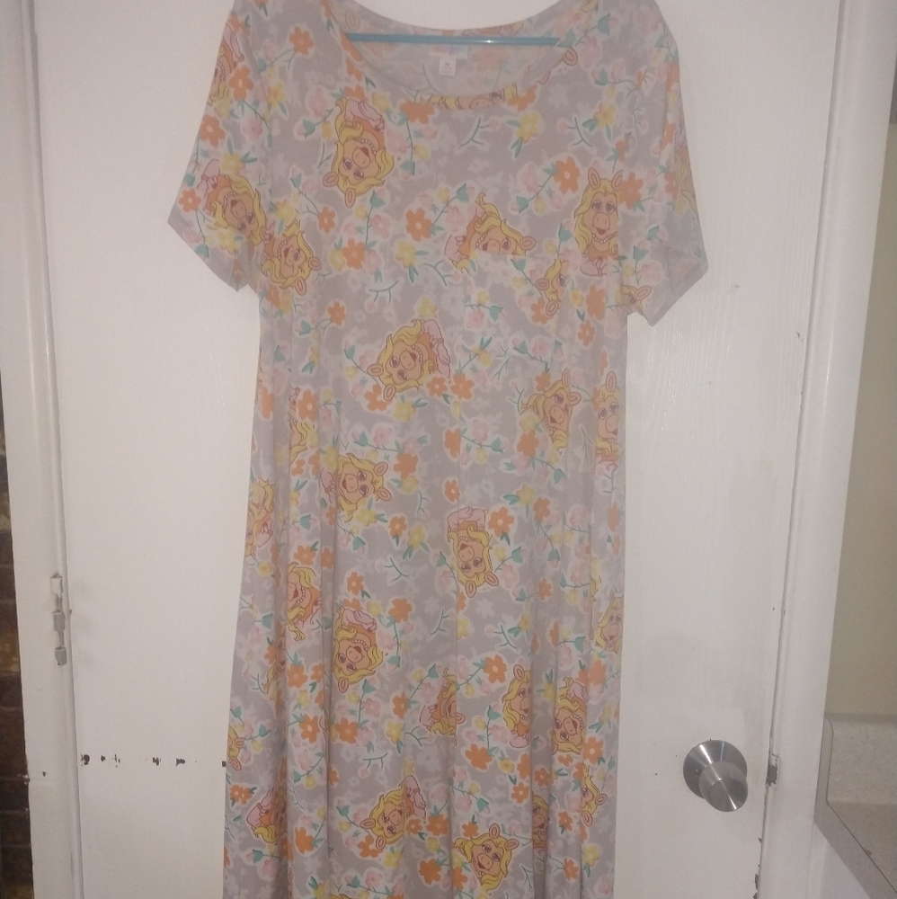 Miss Piggy Lularoe Carly dress